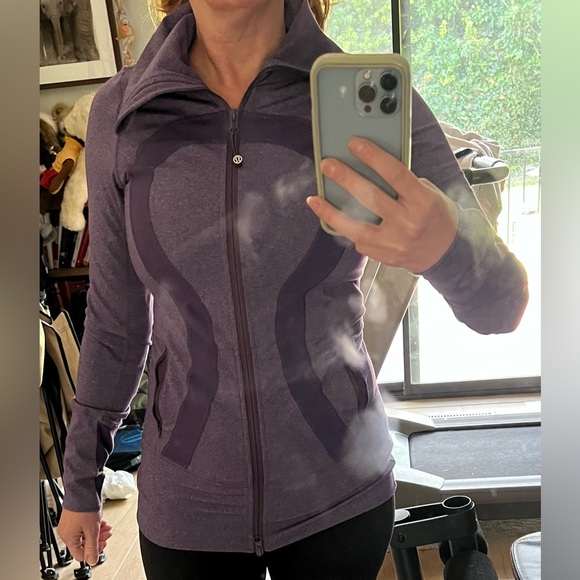 Lululemon purple full zip sweatshirt in size 4 - Picture 5 of 10